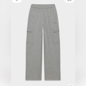 Aritzia TNA cozy sweatfleece mega cargo sweatpant size small
